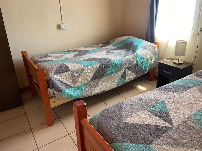 df04b089-4c89-42e2-8cfc-74c5c2603bb8